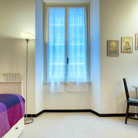 Charming Park - Center - For 5 Guests - Brand New Bath