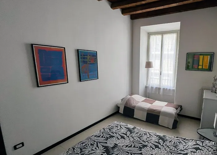 Charming Park - Center - For 5 Guests - Brand New Bathroom * Milan